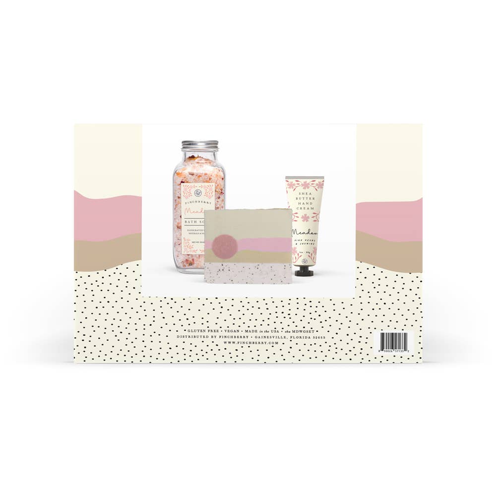 It's A Girl! Gift Set - Magnolia BabyGift Set