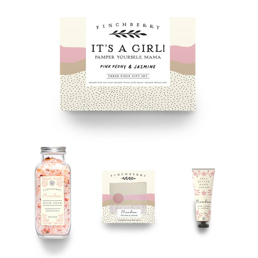 It's A Girl! Gift Set - Magnolia BabyGift Set