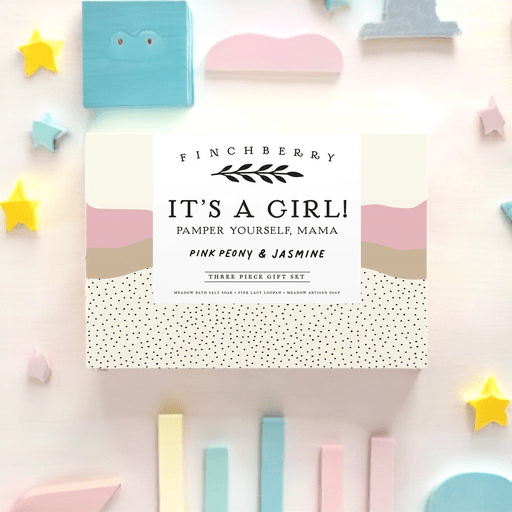 It's A Girl! Gift Set - Magnolia BabyGift Set