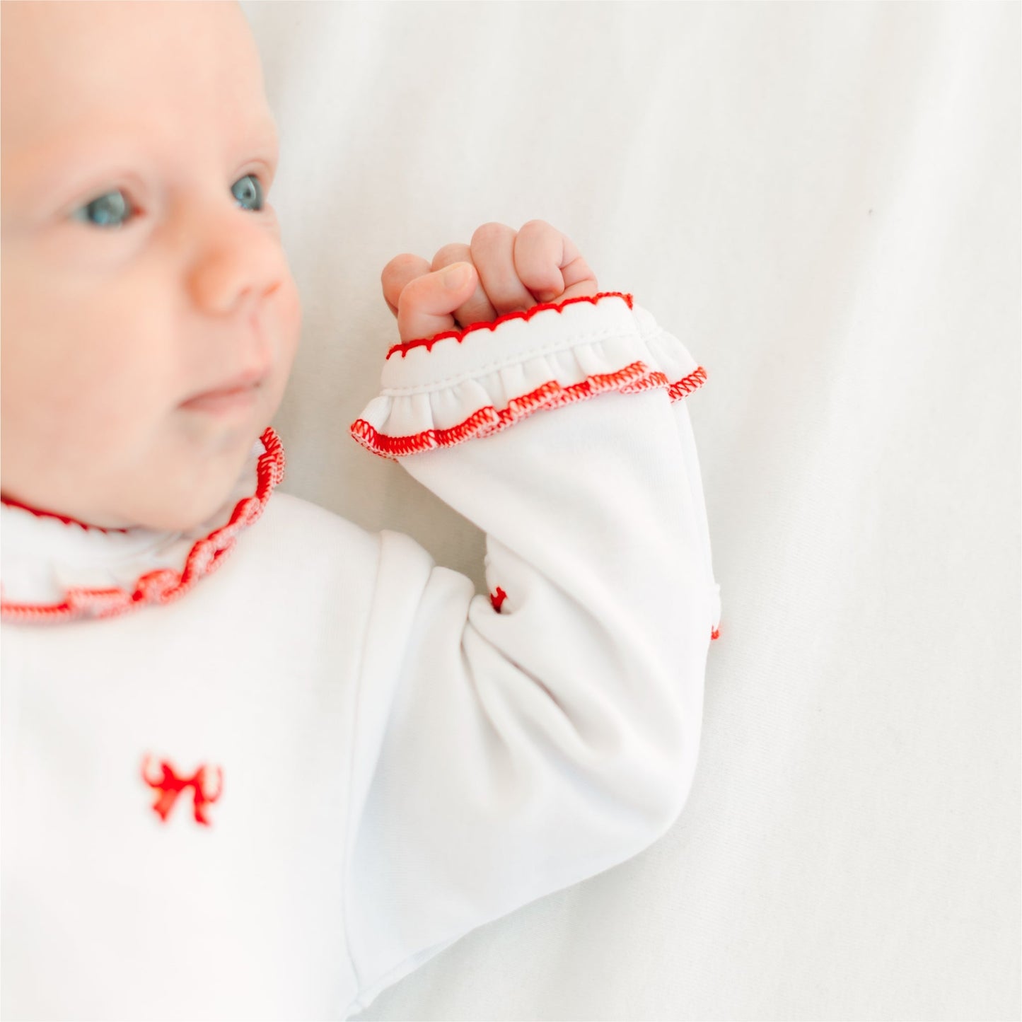 Scarlett Bows Scattered Ruffle Footie - Magnolia BabyFootie