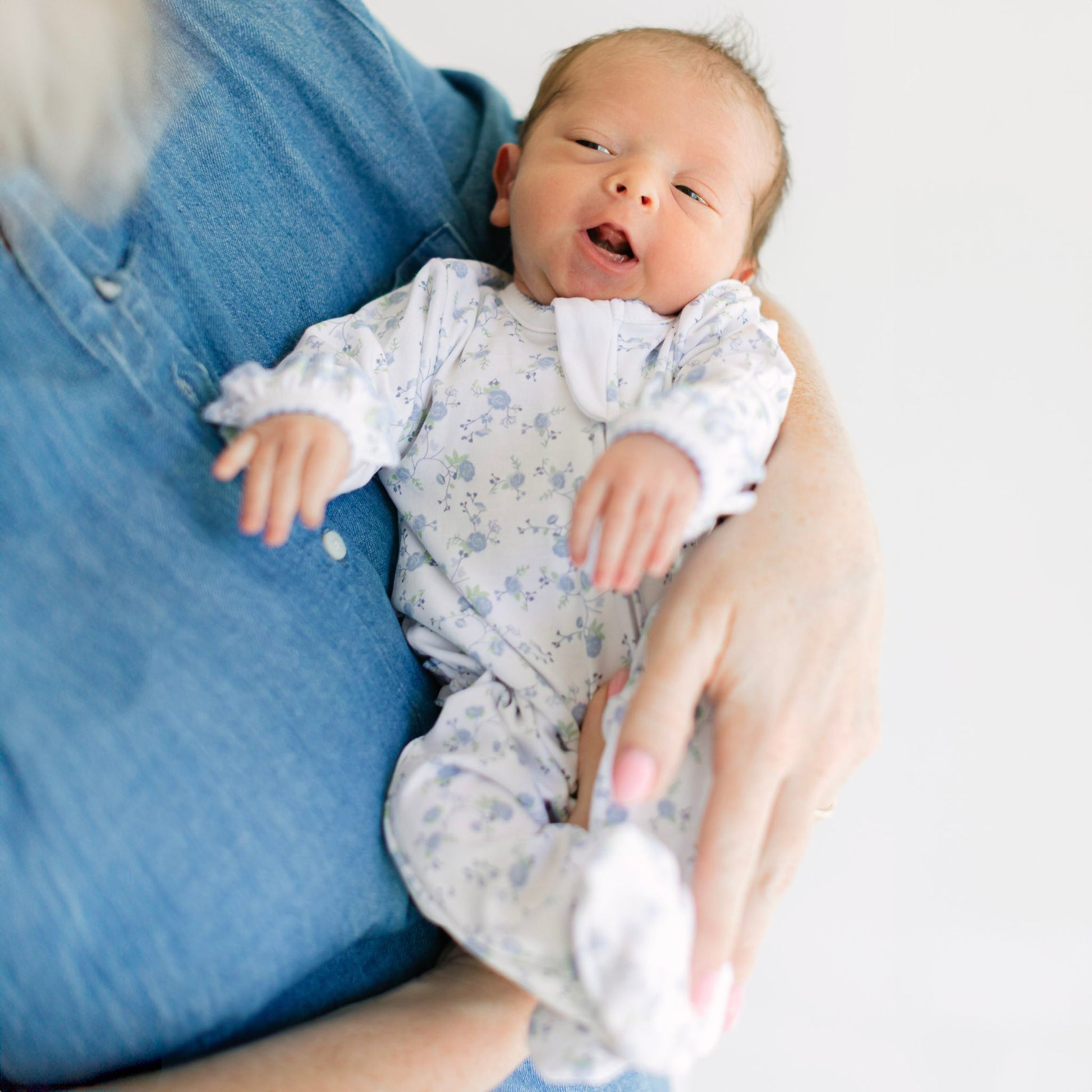 Skylar's Classics Print Zip Footie - Magnolia BabyFootie