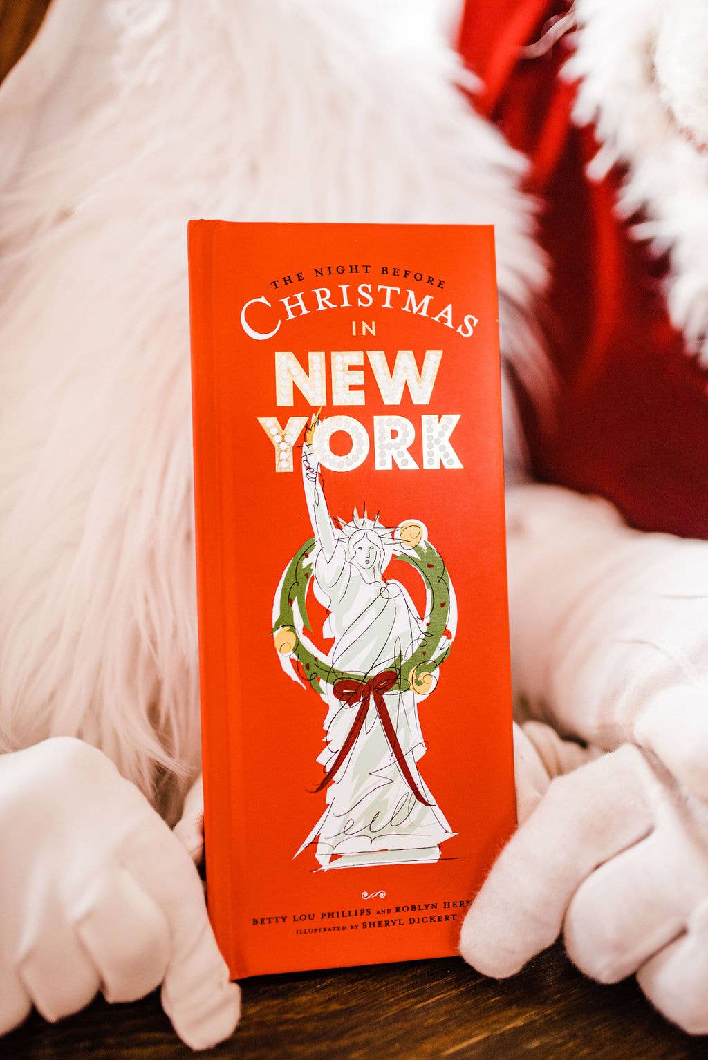 The Night Before Christmas in New York Book - Magnolia BabyBook