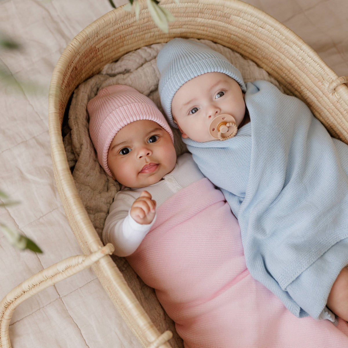 Organic Cotton Knit Blanket + Hat Gift Set - Blush Pink
