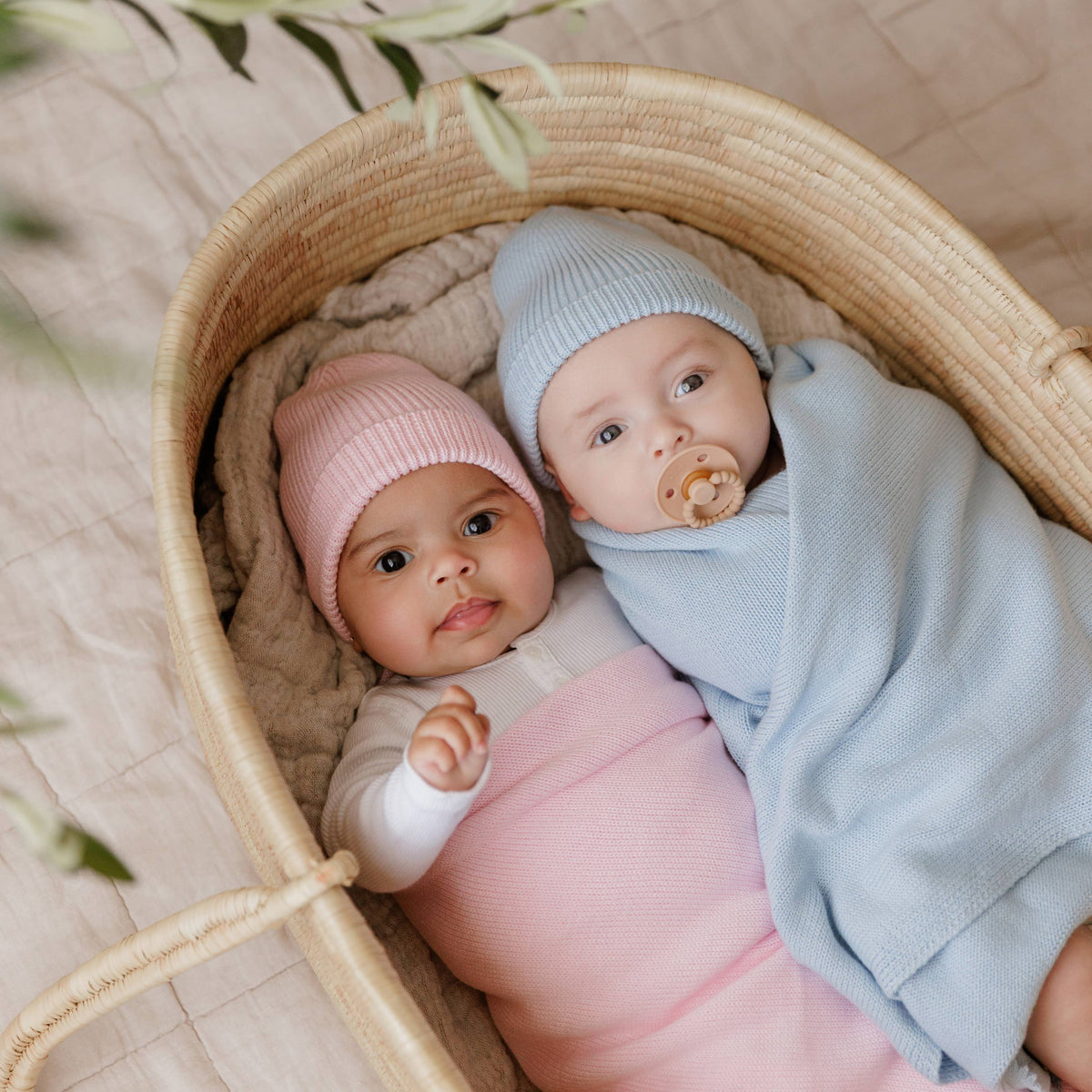 Organic Cotton Knit Blanket + Hat Gift Set - Sky Blue