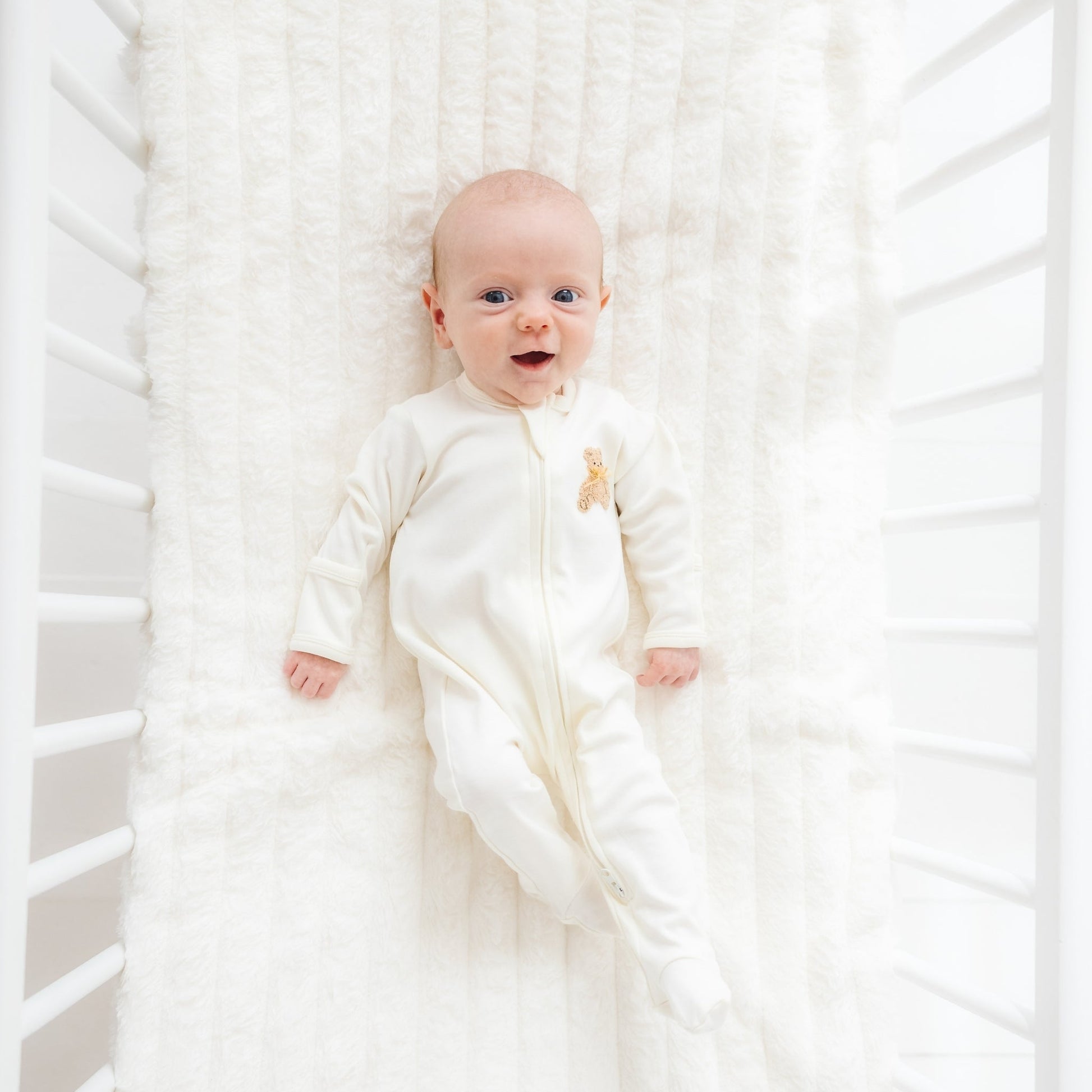 Bear Hugs Zip Footie - Ivory - Magnolia BabyFootie