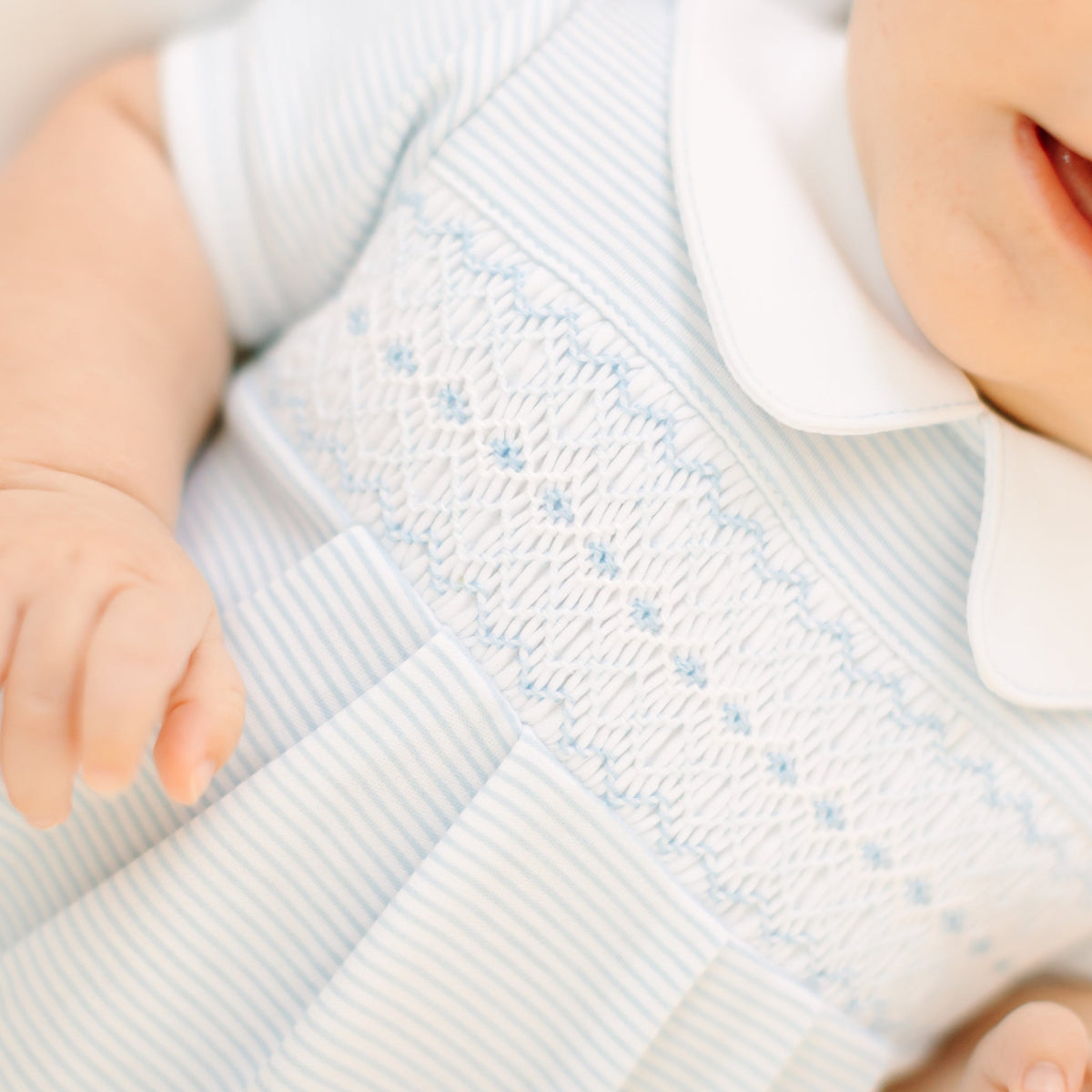 Magnolia Baby_Benjamin Smocked Short Sleeve Bubble - Light Blue_3