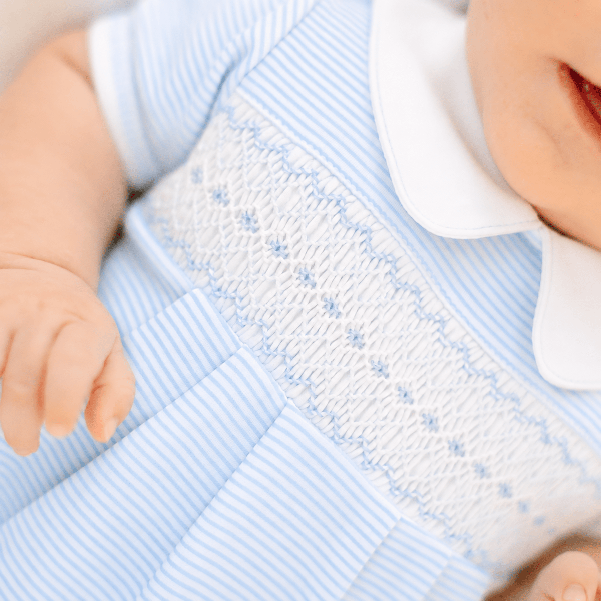 Magnolia Baby_Benjamin Smocked Short Sleeve Bubble - Light Blue_3
