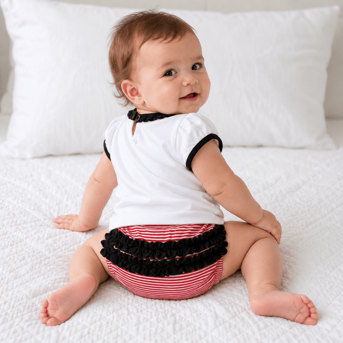 Magnolia Baby_Bulldog Pride Applique Ruffle Diaper Cover Set_2