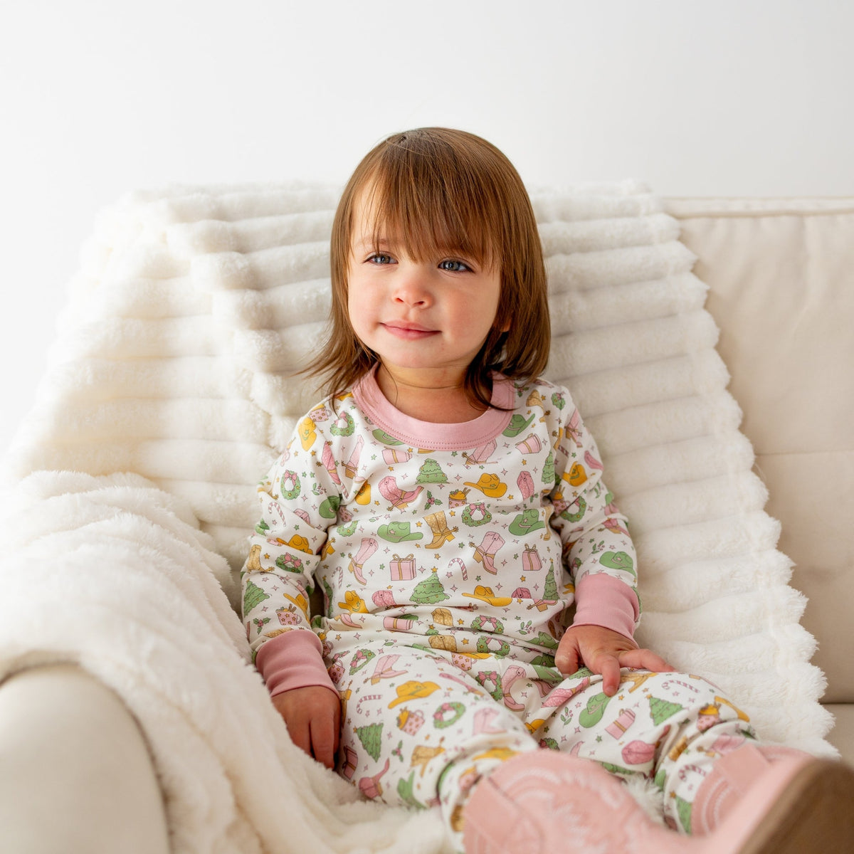 Luna and Arlo_Cowboy Christmas Long Pajamas - Dusty Rose_7