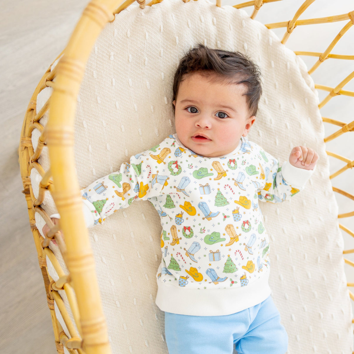 Luna and Arlo_Cowboy Christmas Print Pullover Sweatshirt - Sky_1
