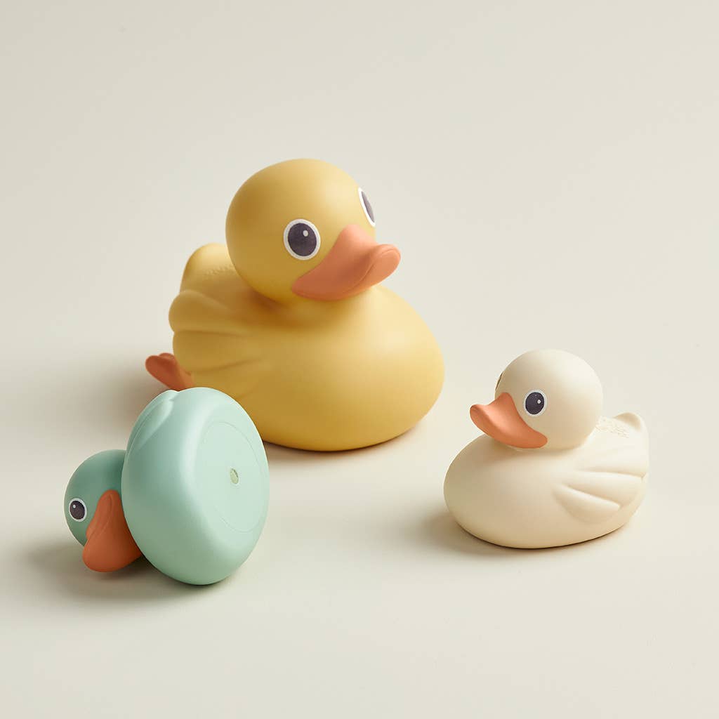 Ducky Family™ Bath Toys - Magnolia BabyBath Toy