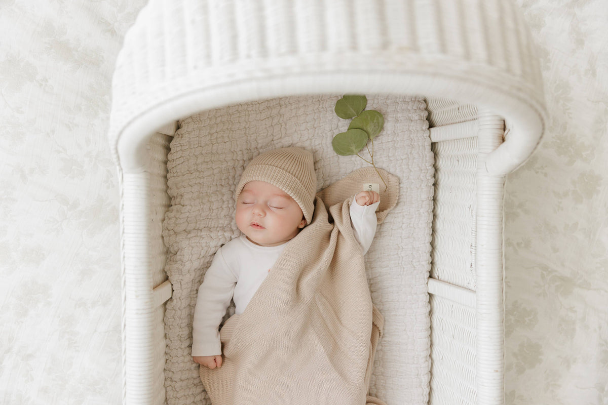 Organic Cotton Knit Blanket + Hat Gift Set - Oatmeal
