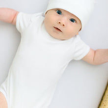  Essentials Short Sleeve Bodysuit with White Trim - Magnolia BabyBodysuit