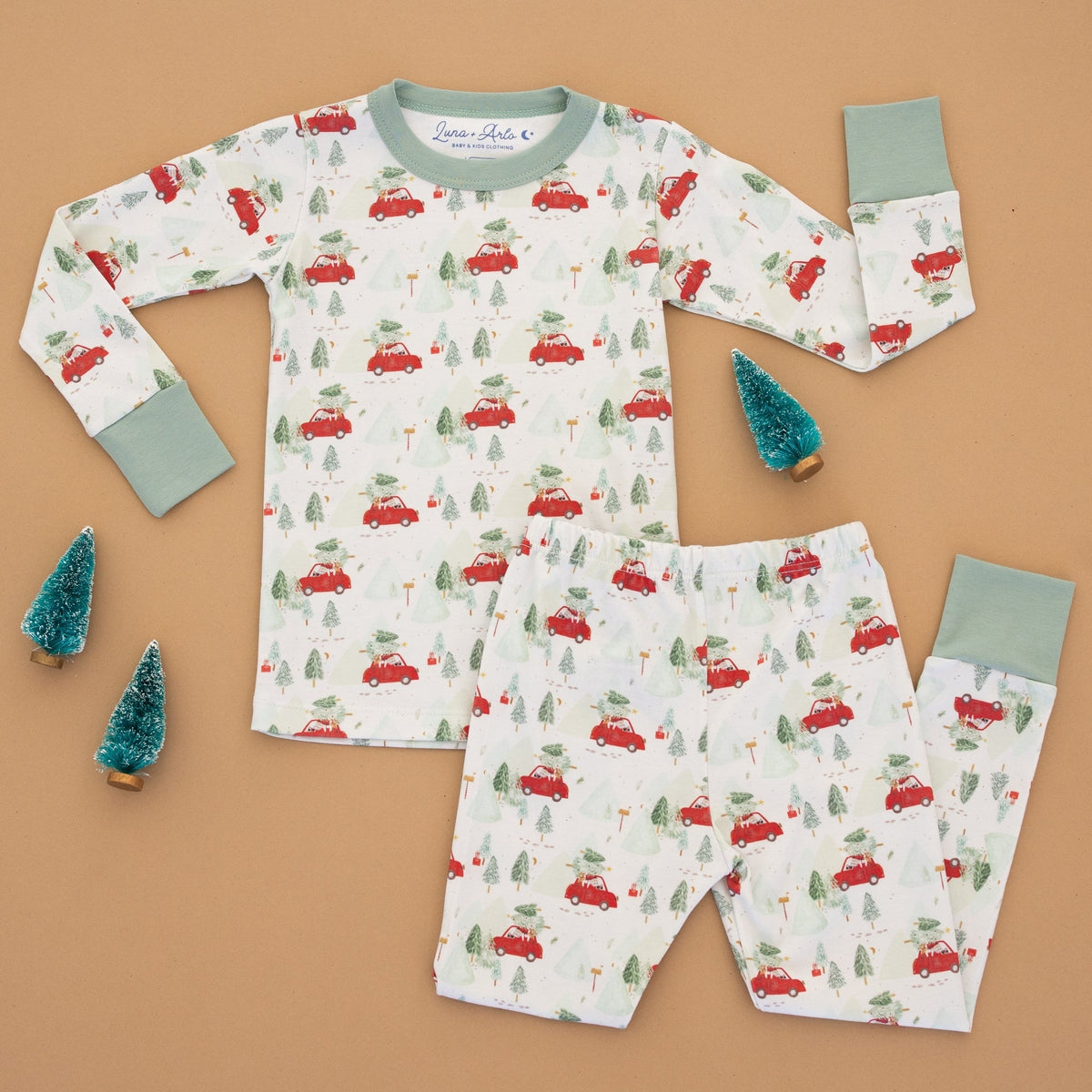 Luna and Arlo_Evergreen Express Long Pajamas_6