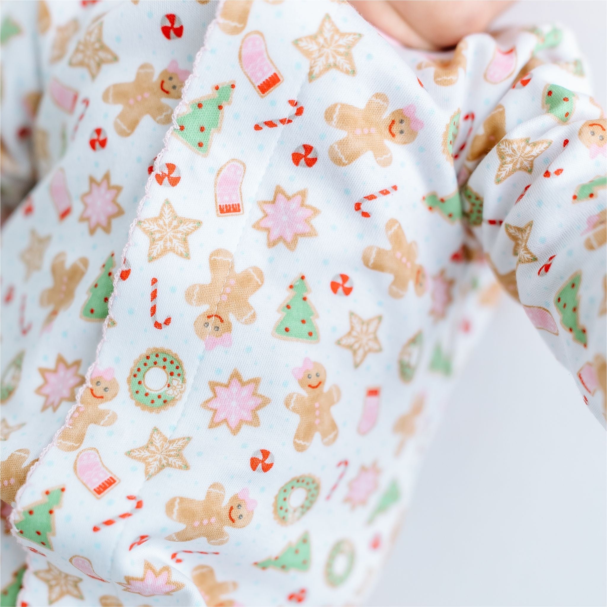 Frosted Wonderland Print Ruffle Footie - Pink - Magnolia BabyFootie