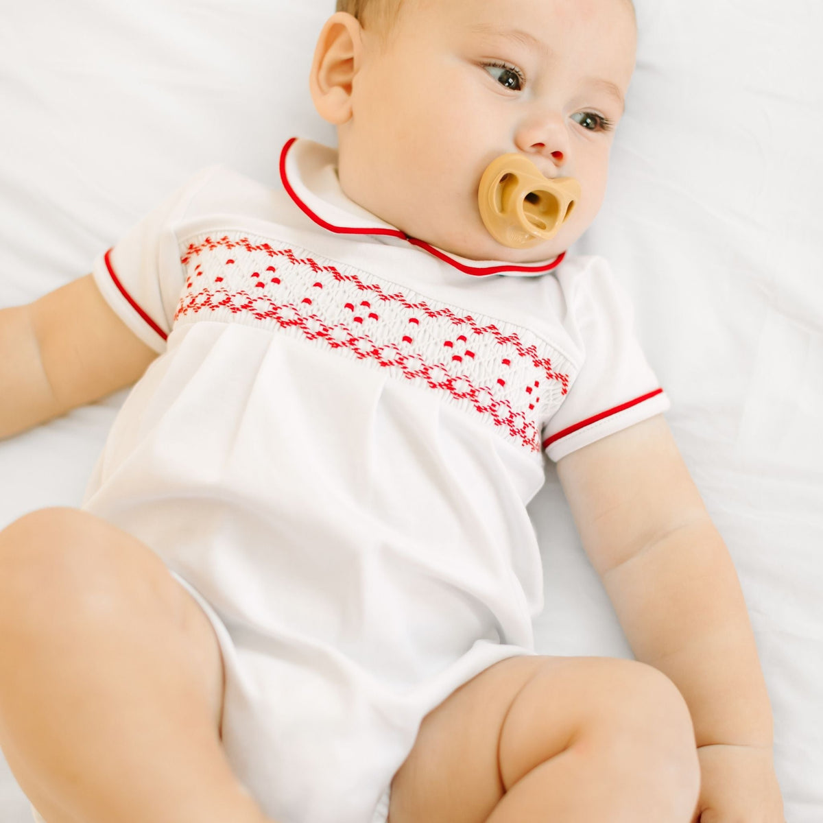 Magnolia Baby_Henry Smocked Short Sleeve Boy Bubble_6