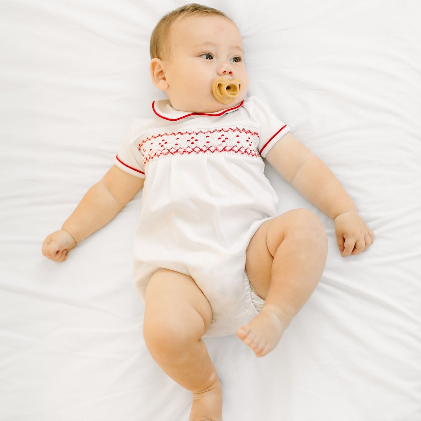 Magnolia Baby_Henry Smocked Short Sleeve Boy Bubble_2