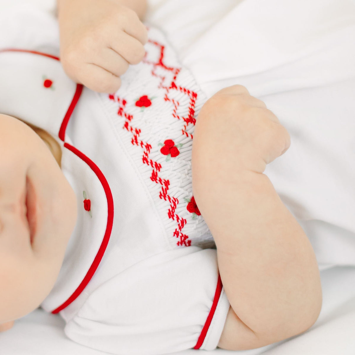Magnolia Baby_Holly Smocked Short Sleeve Girl Bubble_3