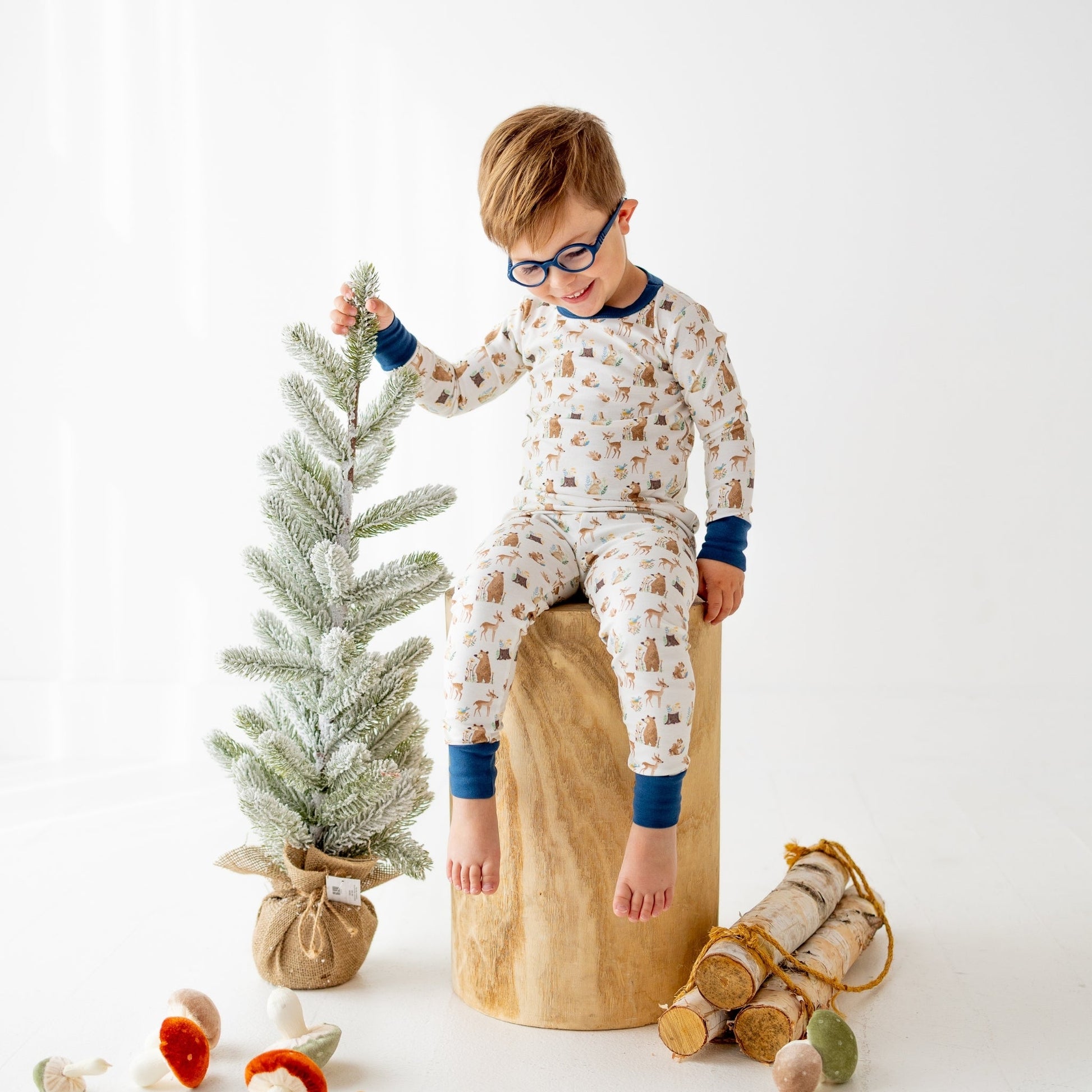 Luna and Arlo_Kindred Woods Long Pajamas_1