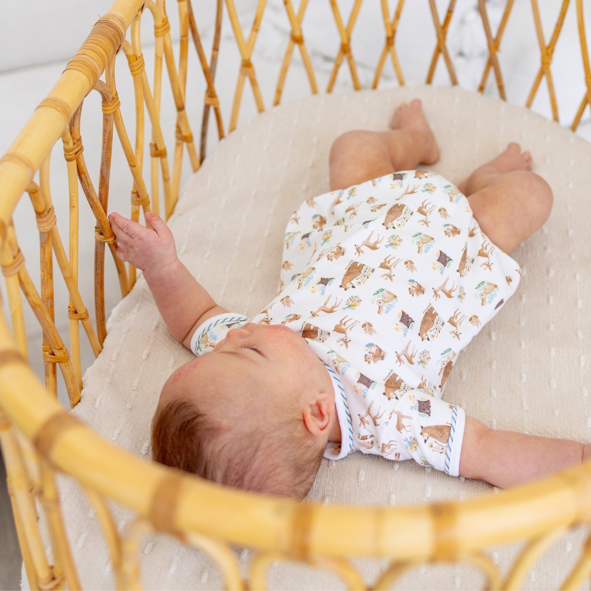 Luna and Arlo_Kindred Woods Short Sleeve Bubble_4