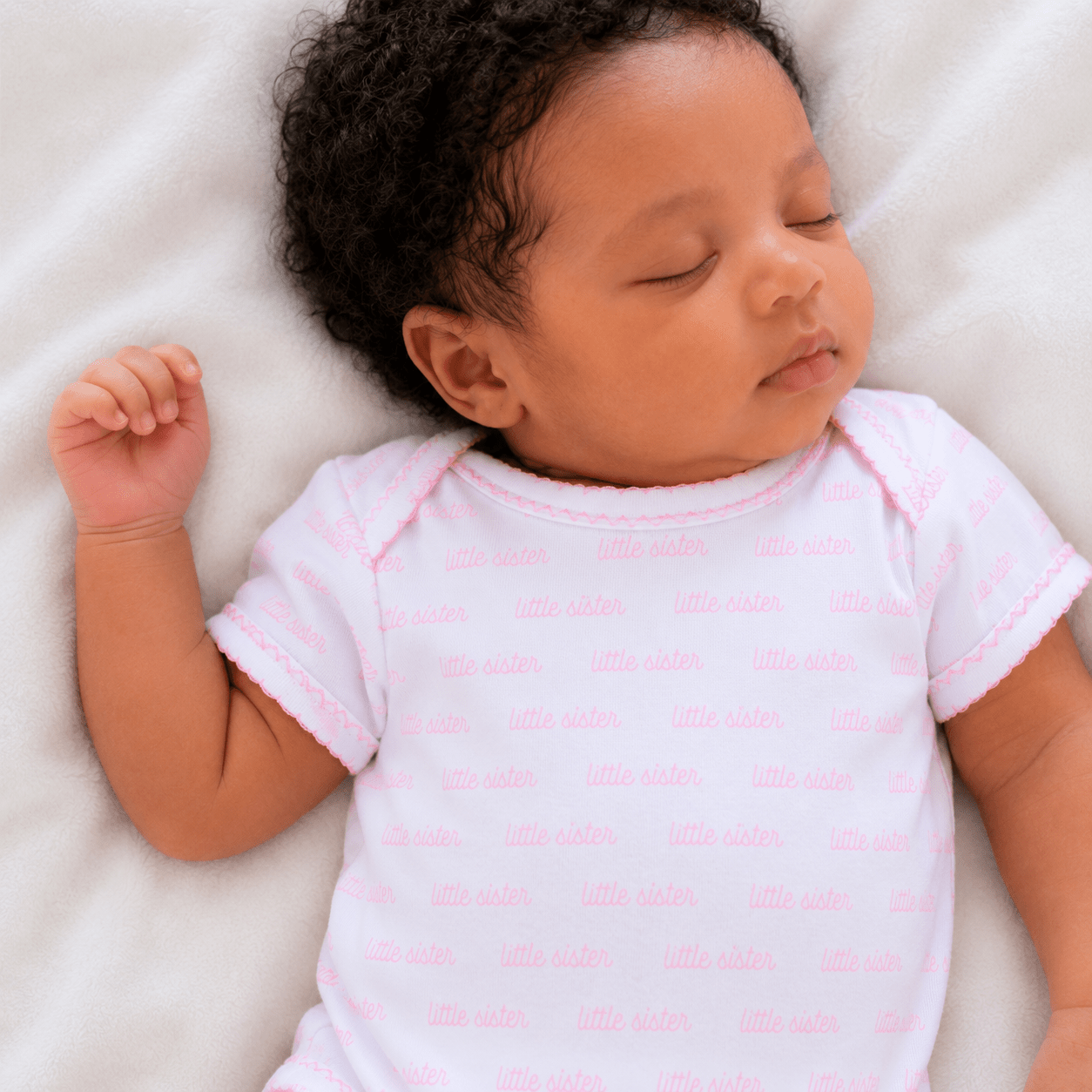 Little Sister Print Short Sleeve Bodysuit - Magnolia BabyBodysuit