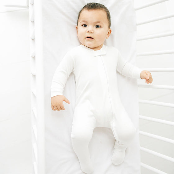 Luna & Arlo Basics Zip Footie - Ivory - Magnolia BabyFootie