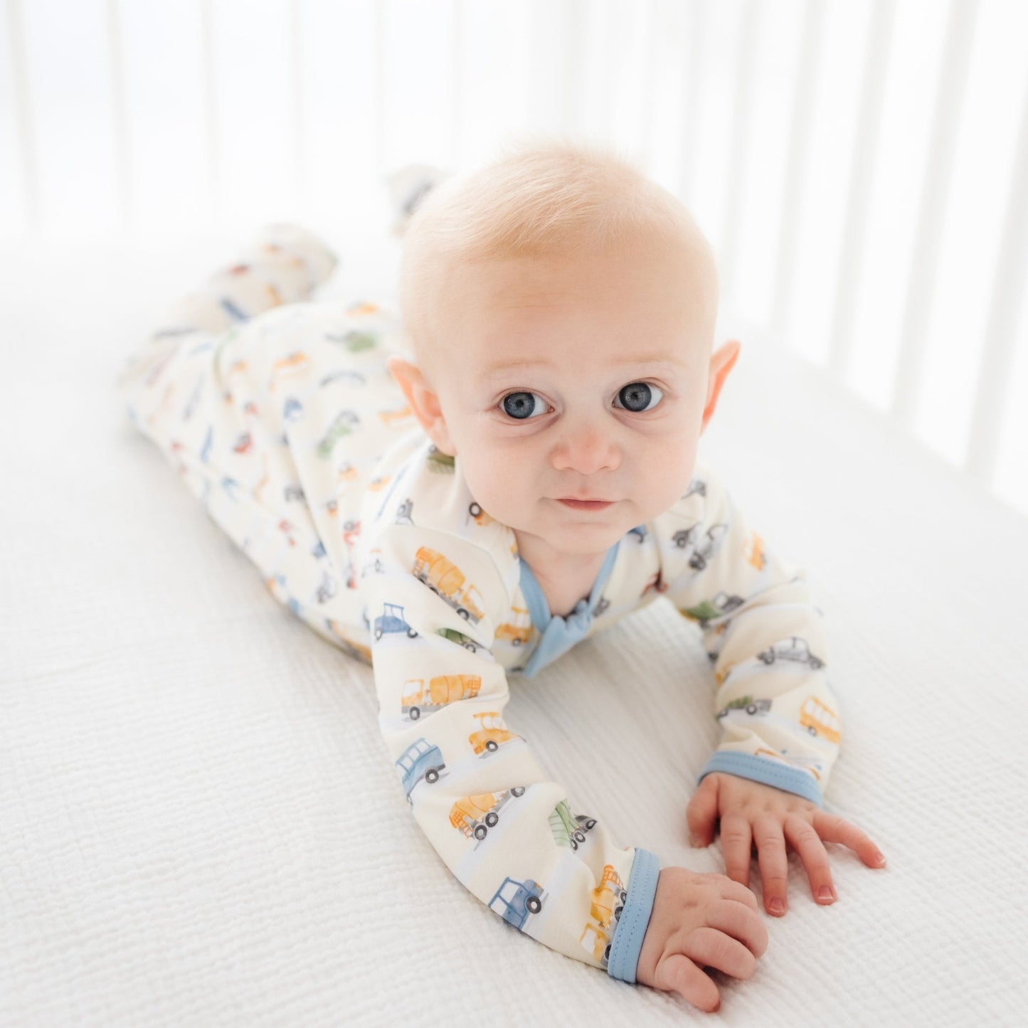 On the Go! Zip Footie - Magnolia BabyFootie