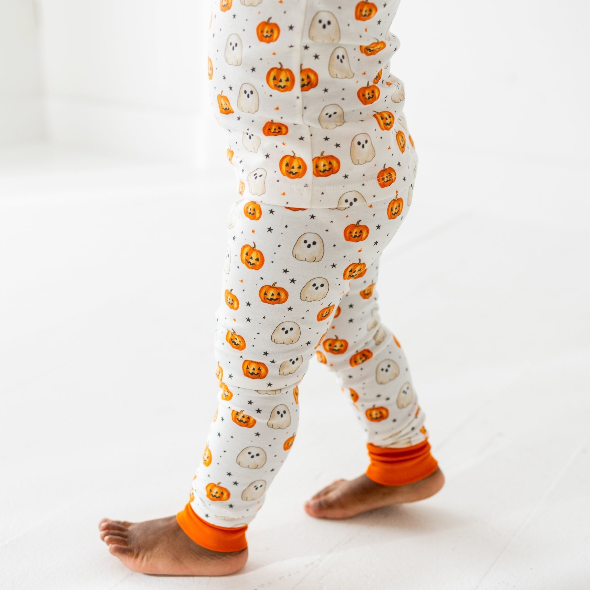 Luna and Arlo_Pumpkin and Boo Long Pajamas_2
