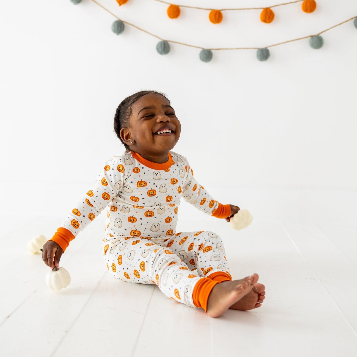 Luna and Arlo_Pumpkin and Boo Long Pajamas_1