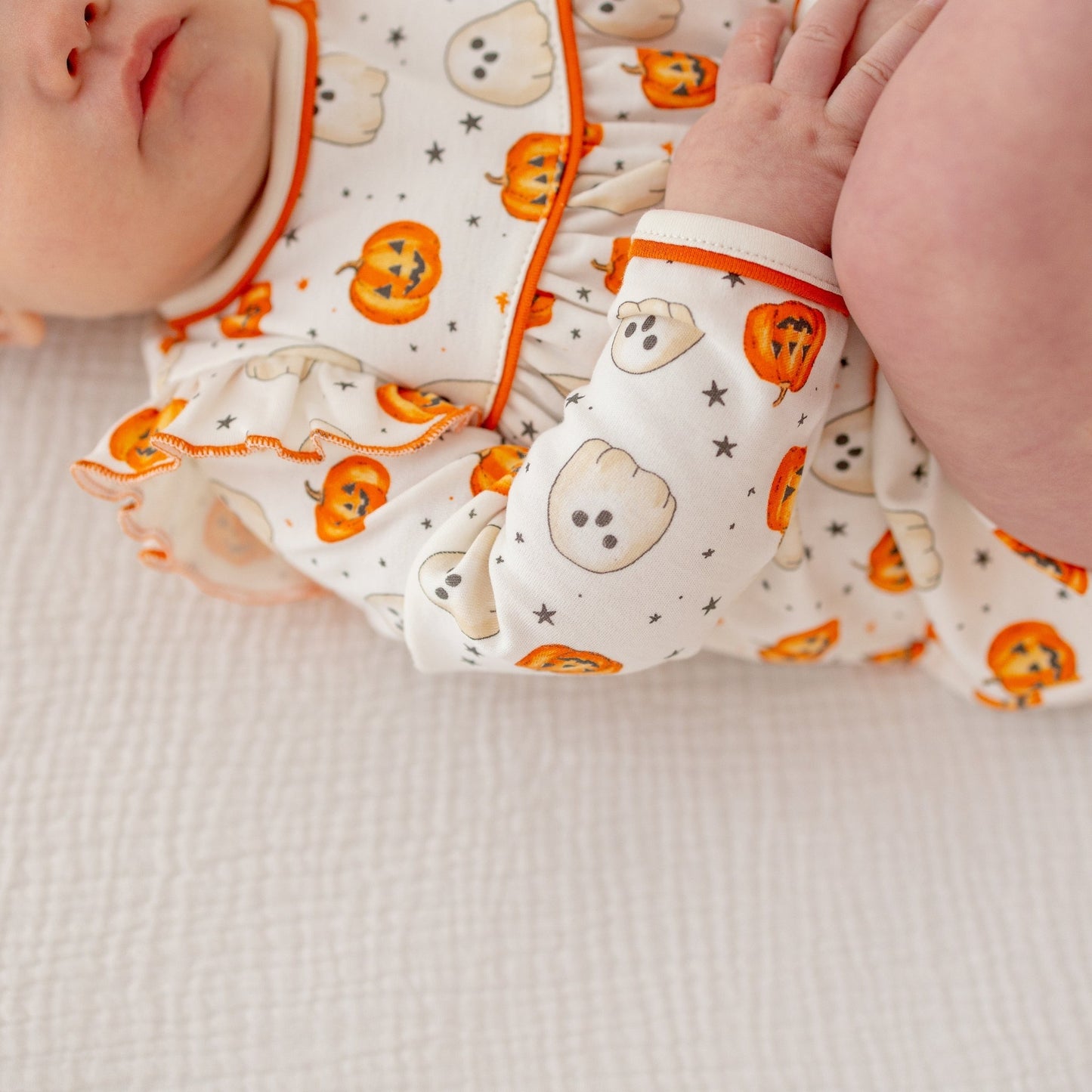 Luna and Arlo_Pumpkin and Boo Long Sleeve Girl Bubble_5