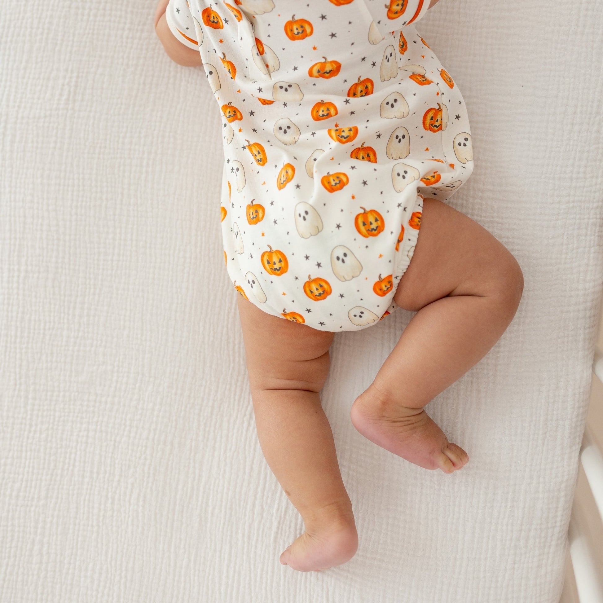 Luna and Arlo_Pumpkin and Boo Short Sleeve Boy Bubble_2