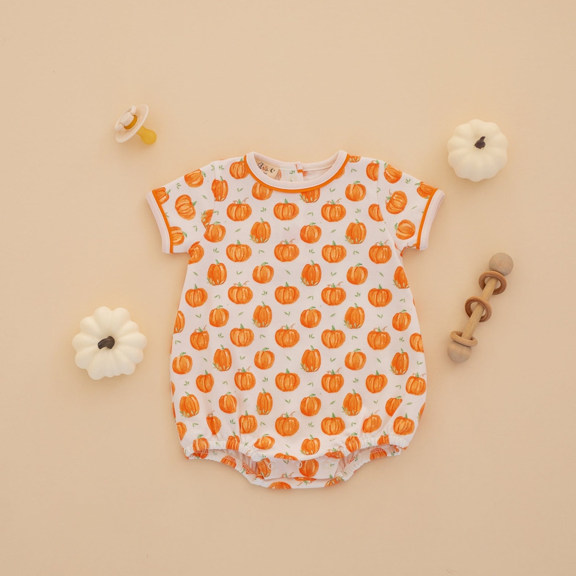 Luna and Arlo_Pumpkin Grove Baby Boy Short Sleeve Bubble_3