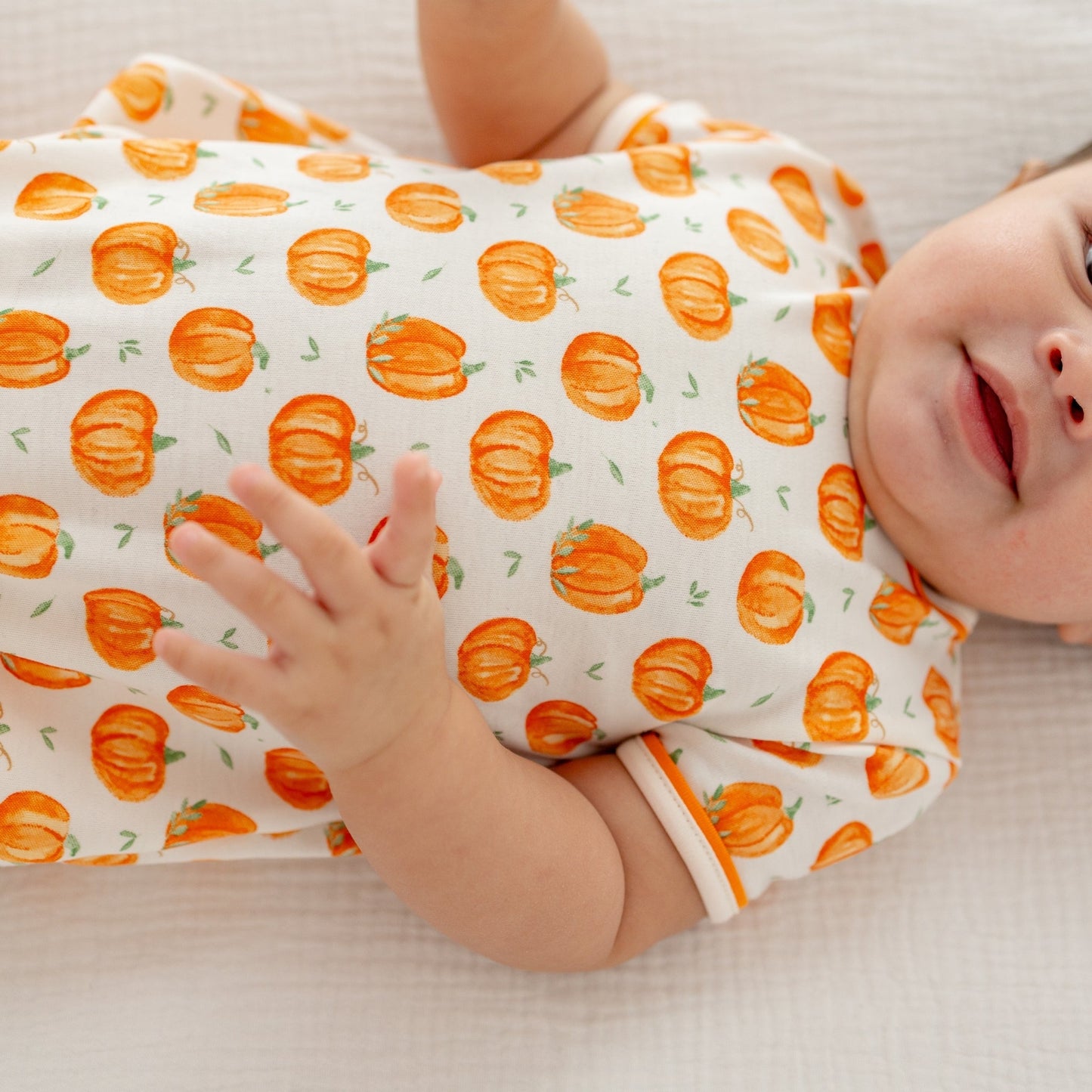 Luna and Arlo_Pumpkin Grove Baby Boy Short Sleeve Bubble_4