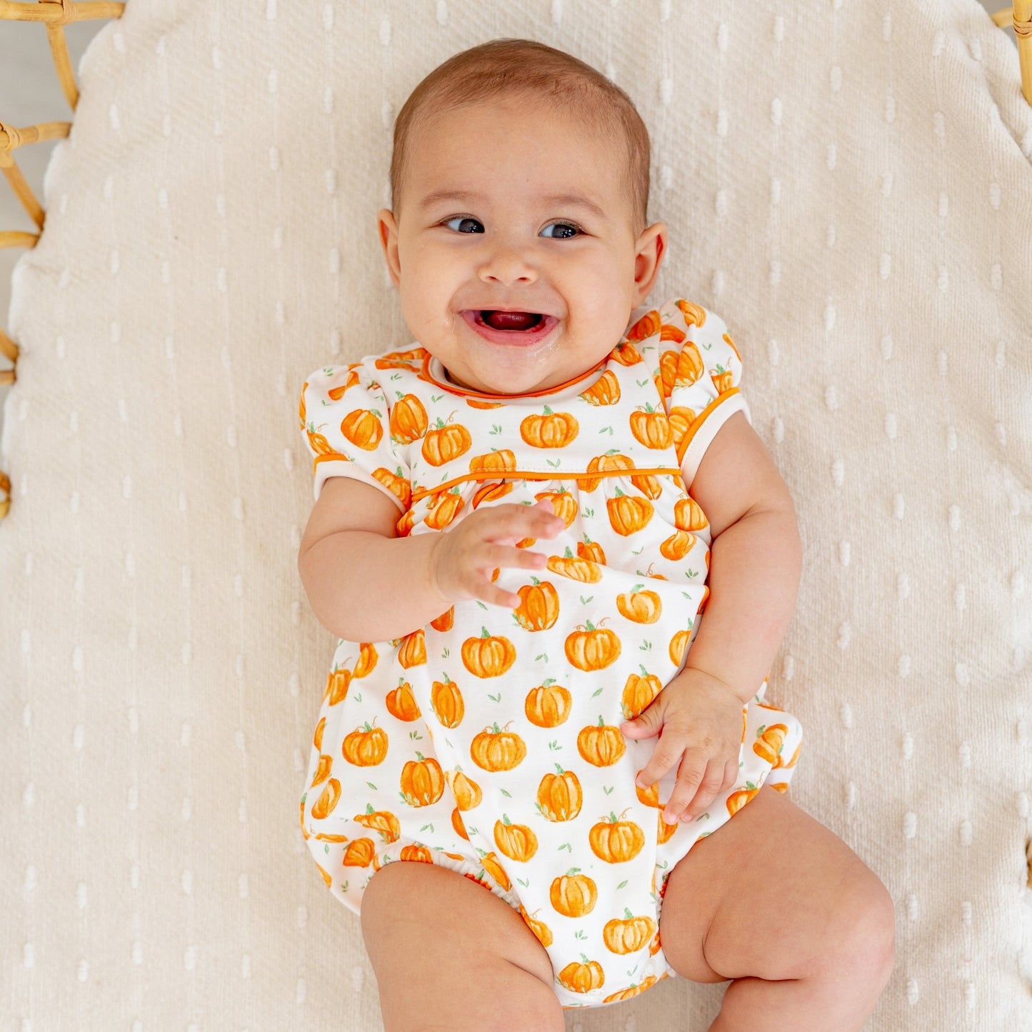 Luna and Arlo_Pumpkin Grove Short Sleeve Girl Bubble_4
