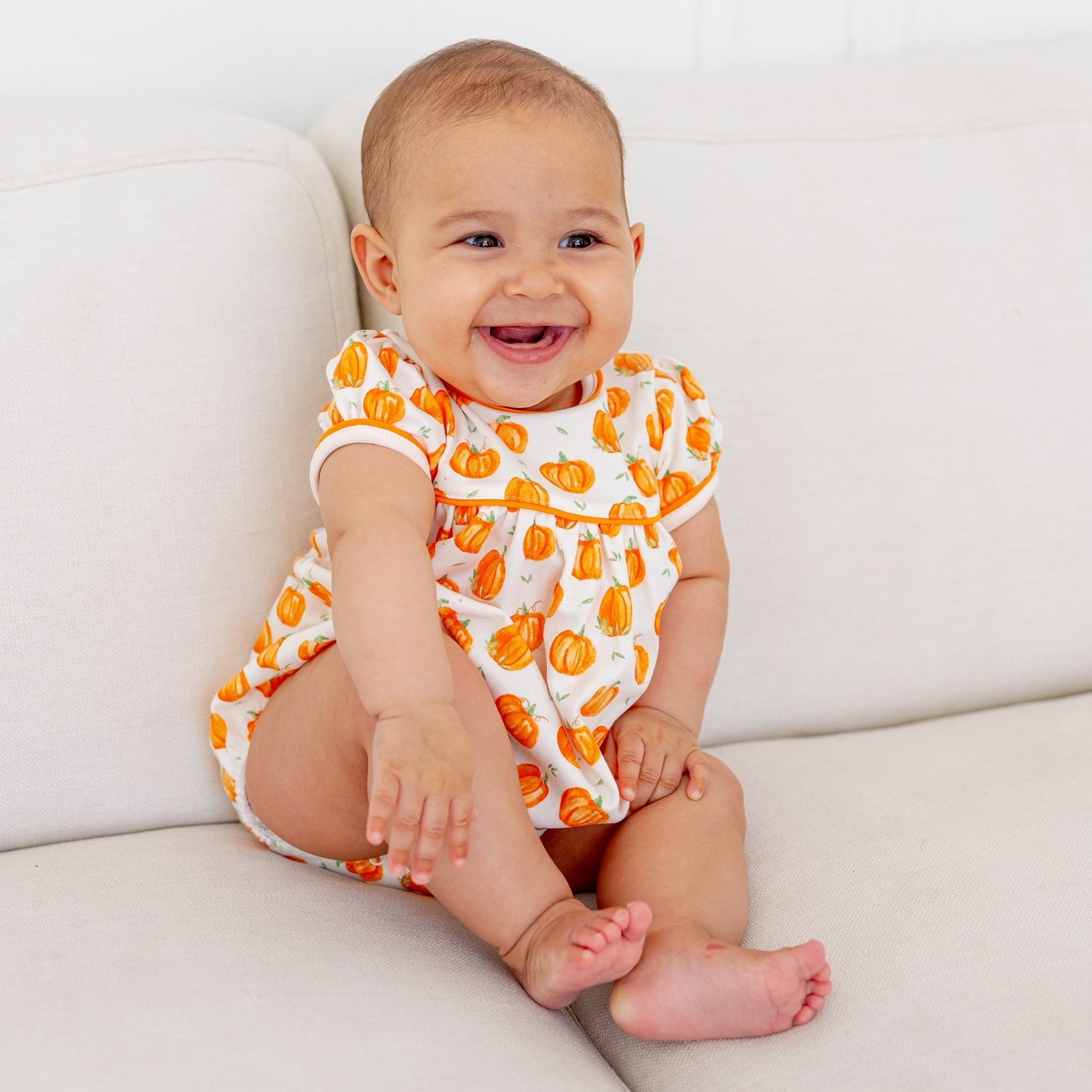 Luna and Arlo_Pumpkin Grove Short Sleeve Girl Bubble_3