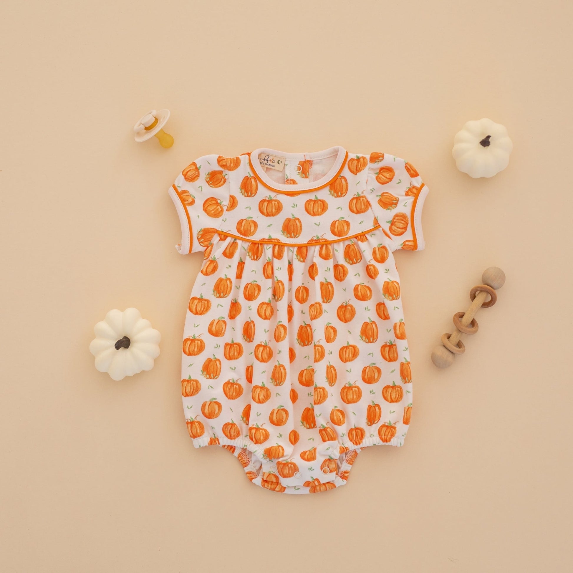 Luna and Arlo_Pumpkin Grove Short Sleeve Girl Bubble_7