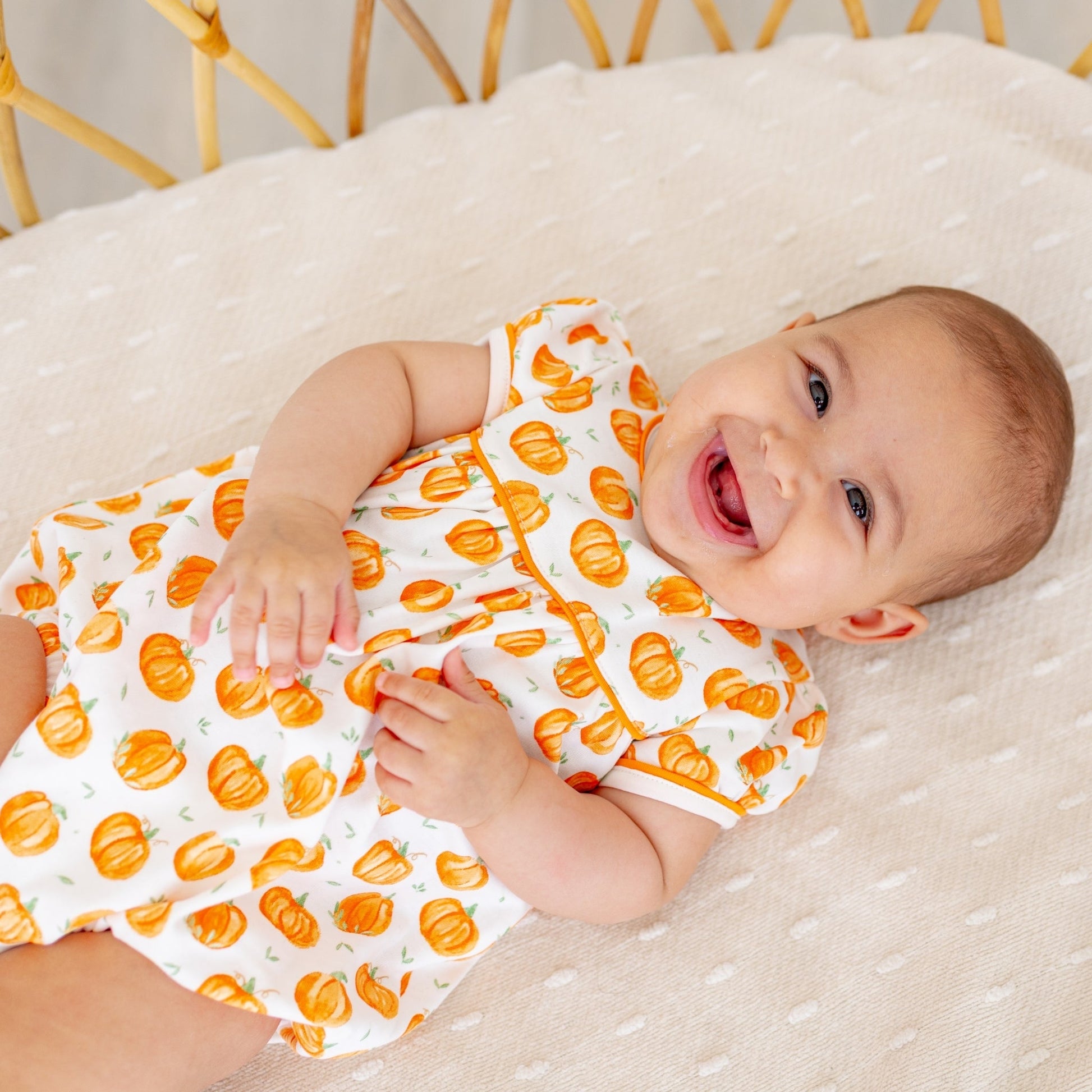 Luna and Arlo_Pumpkin Grove Short Sleeve Girl Bubble_5