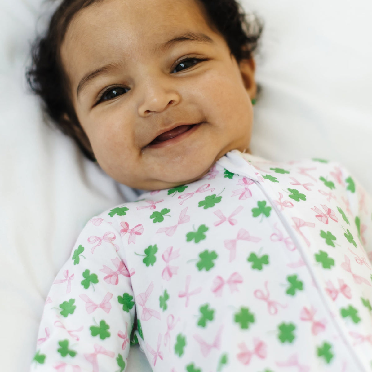 Magnolia Baby_Sweet Clover Print Zip Footie_1