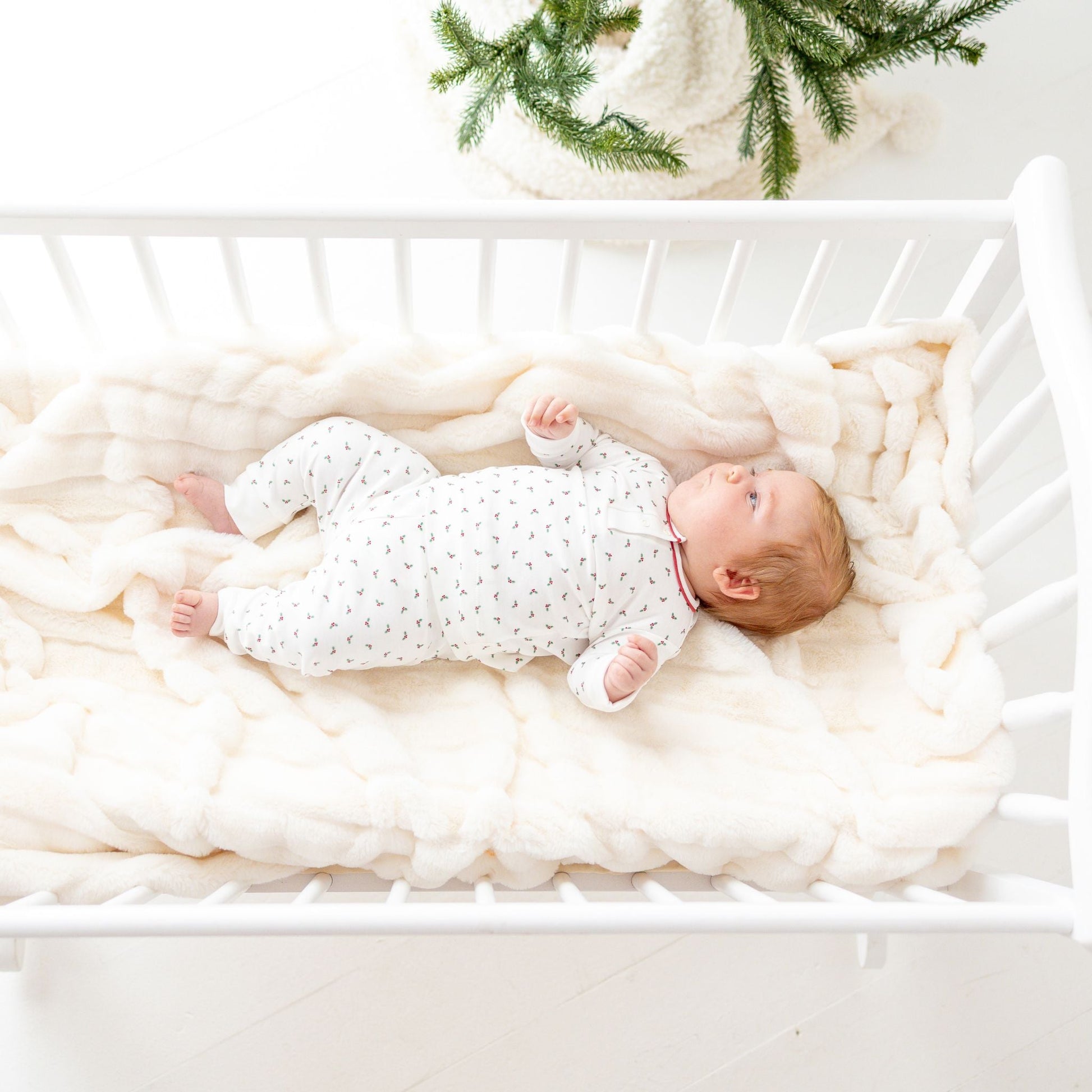 Winter Berries 2pc Pant Set by Luna and Arlo - Magnolia Baby2pc Pant Set